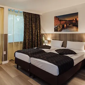 hotel-hanseat.hamburg-hotels-de.com/