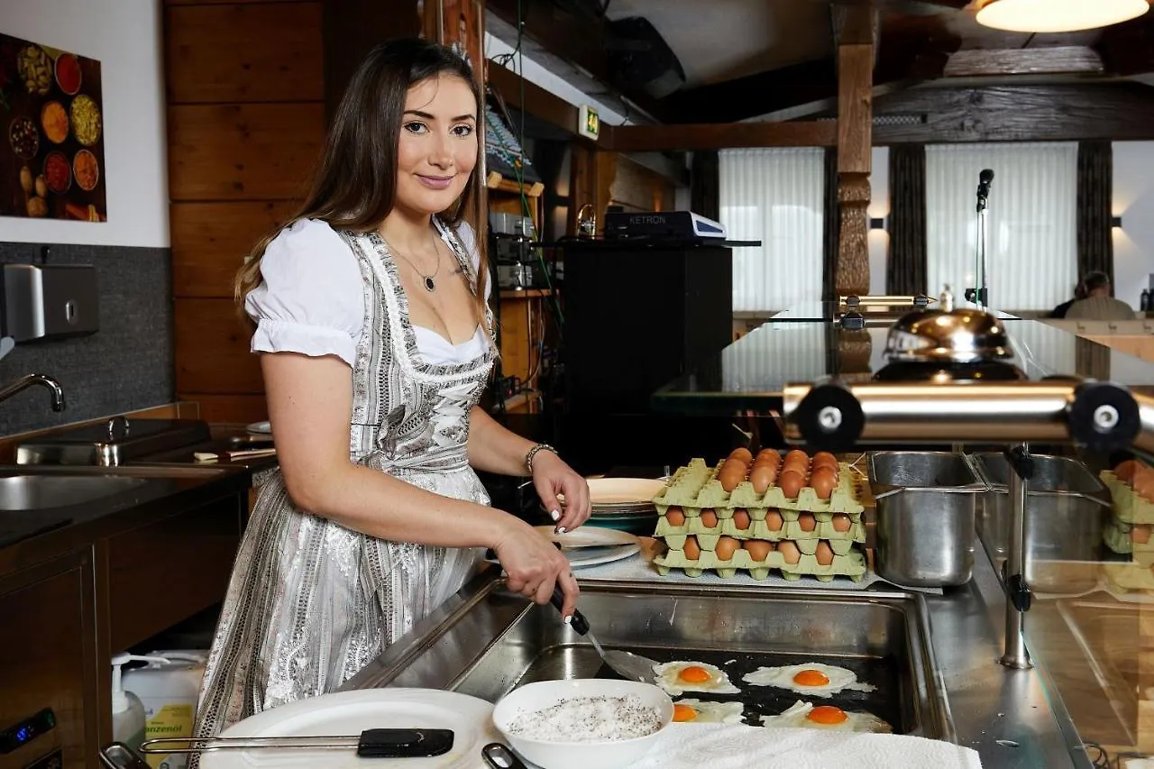 Ruperti - Gaestehaus Ainring 3*,  Germania